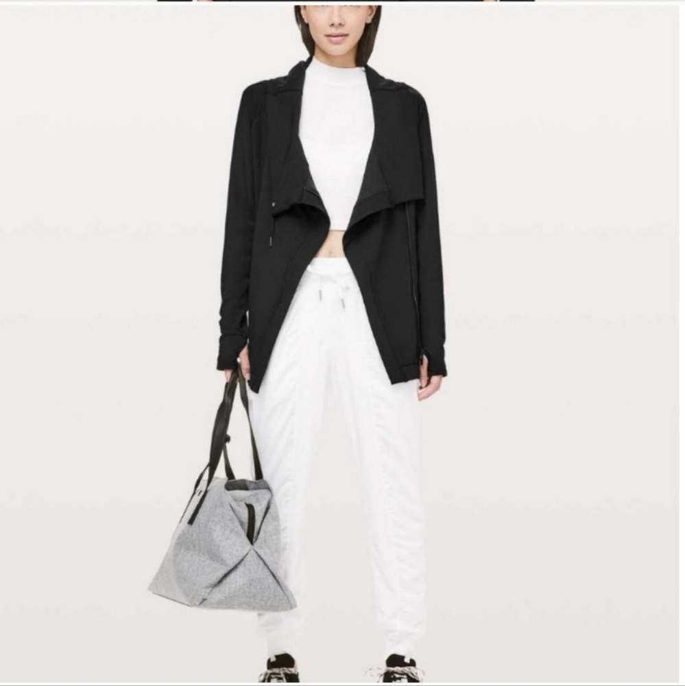 lululemon Coast Easy Wrap asymmetrical zip yoga jacket